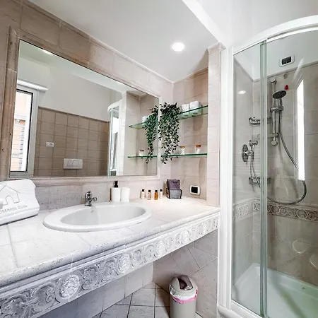 Appartement Large House Near The Metro A - Ideal For 6 People In The Center Of